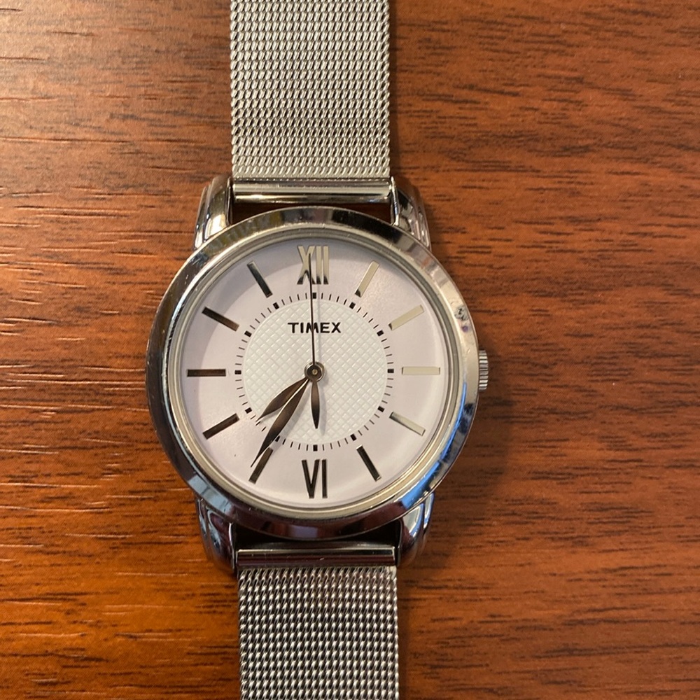 Timex silver tone watch, mesh adjustable band!